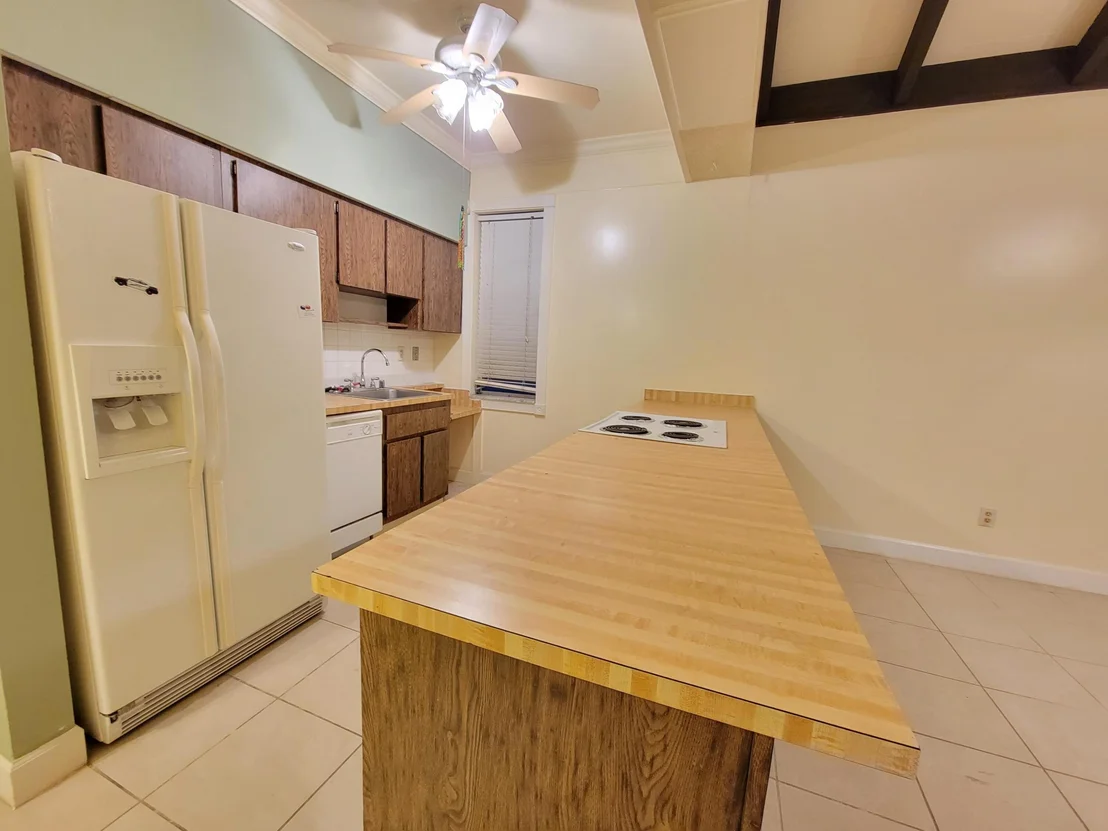 Photo of Unit 1A at 4607 SE Binnacle Way
