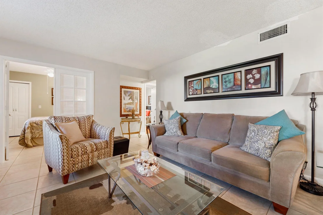 Photo of Unit C1 at 322 Pine Ridge Circle