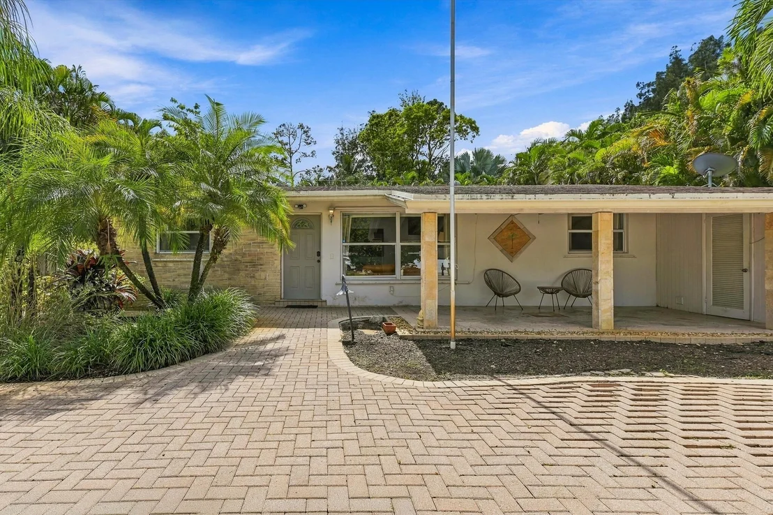 Photo of 5660 Lee Drive