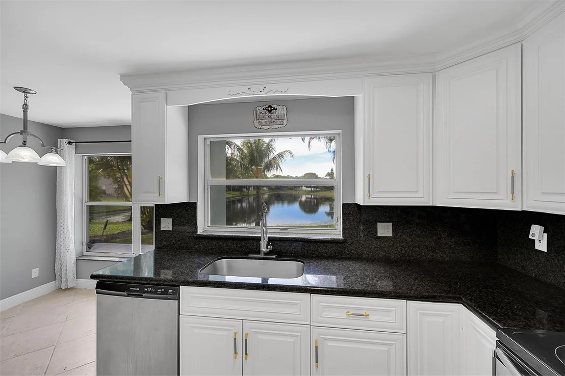 Photo of 8236 White Rock Circle