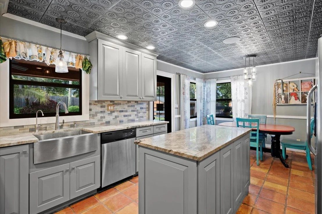 Photo of 2371 147th Drive N