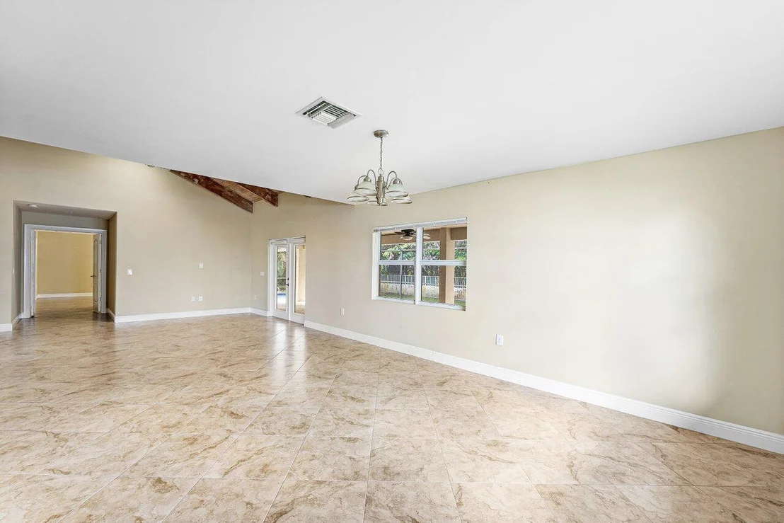 Photo of 4572 White Cedar Lane