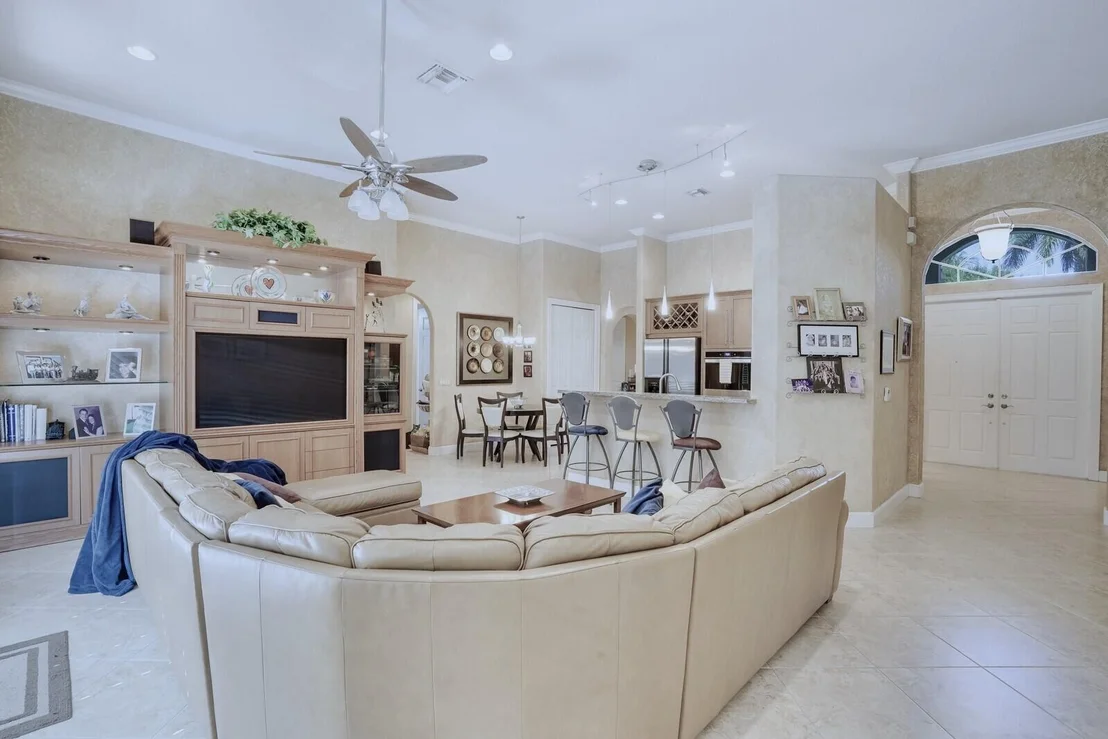 Photo of 10293 Trianon Place