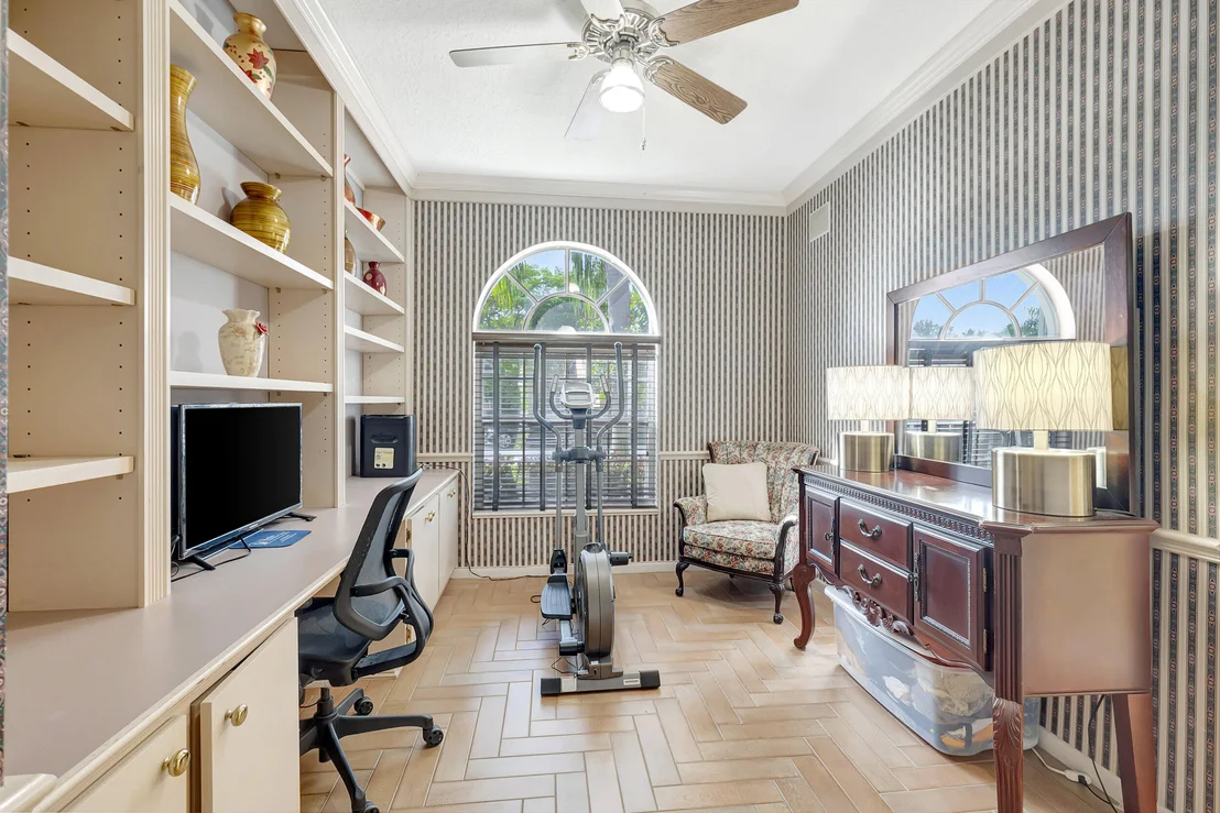 Photo of 9268 Lake Serena Drive