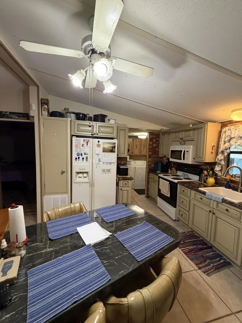 Photo of 4207 SE 27th Street