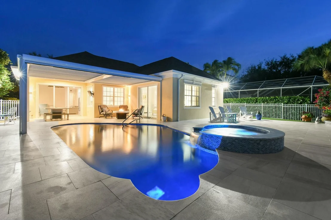 Photo of 196 Barbados Drive