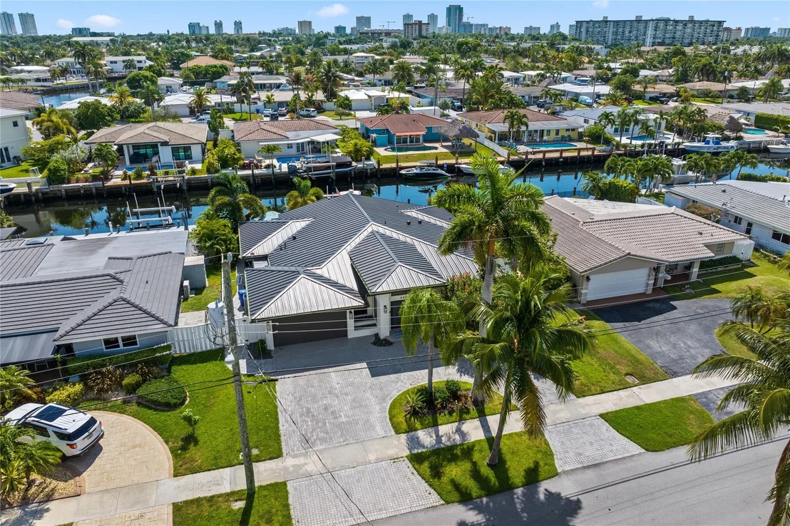 Photo of 440 SE 7th Avenue