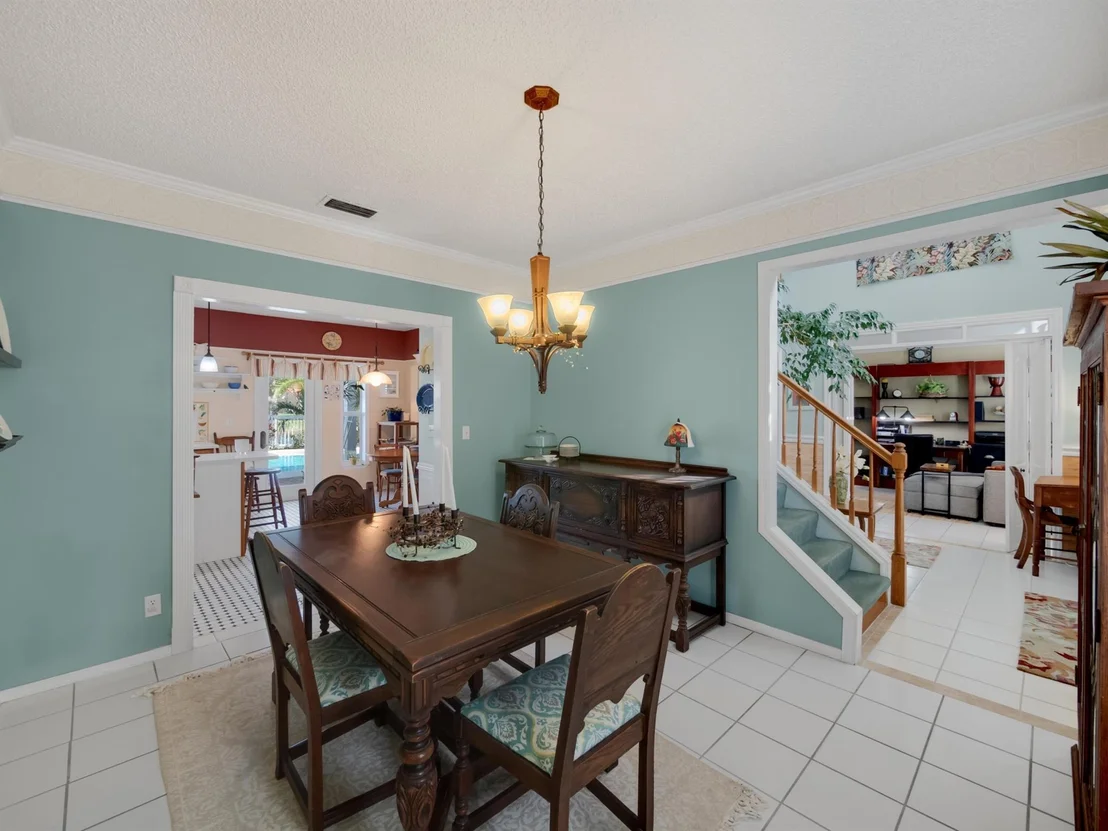 Photo of 1005 Pine Lake Circle
