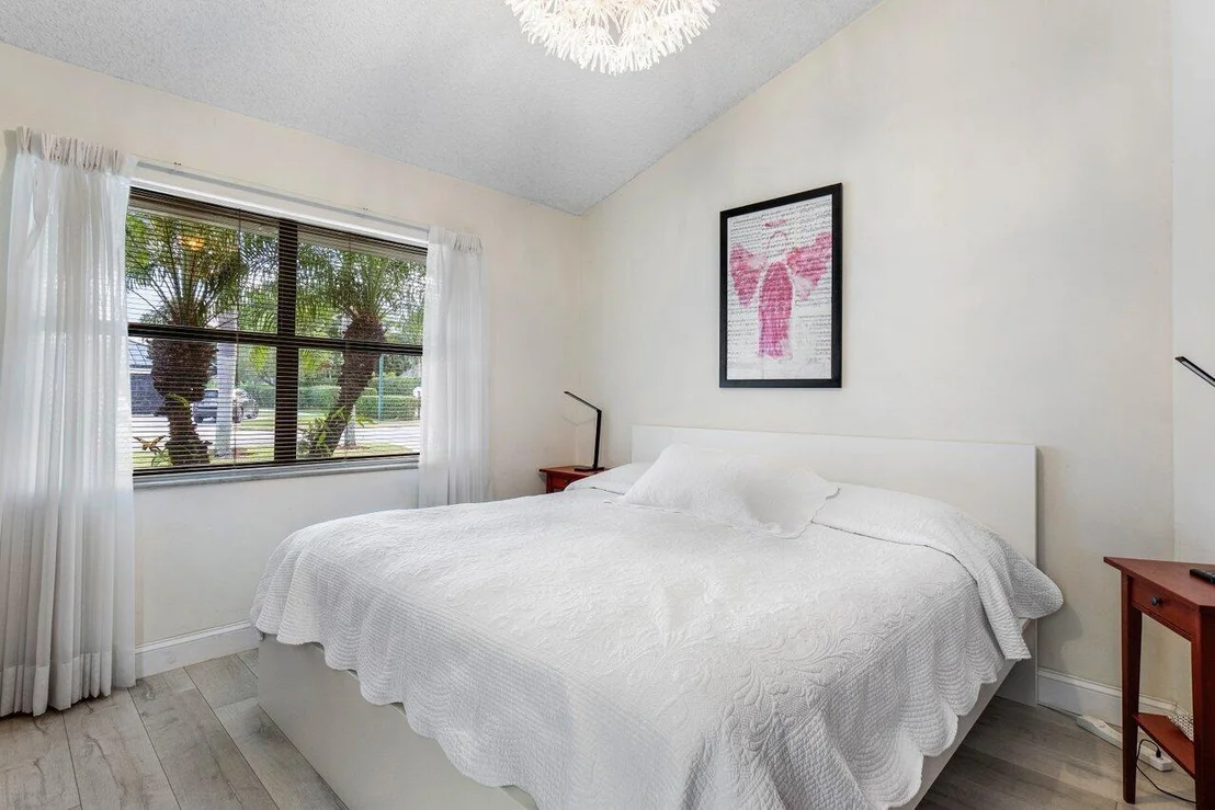 Photo of 10869 River Glenn Drive
