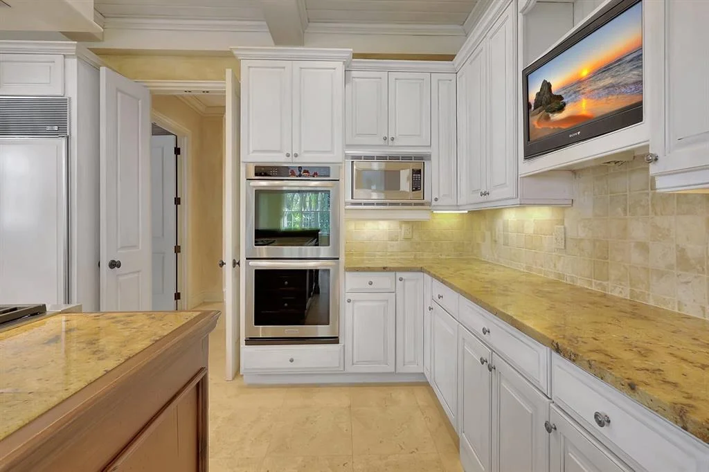 Photo of 551 White Pelican Circle