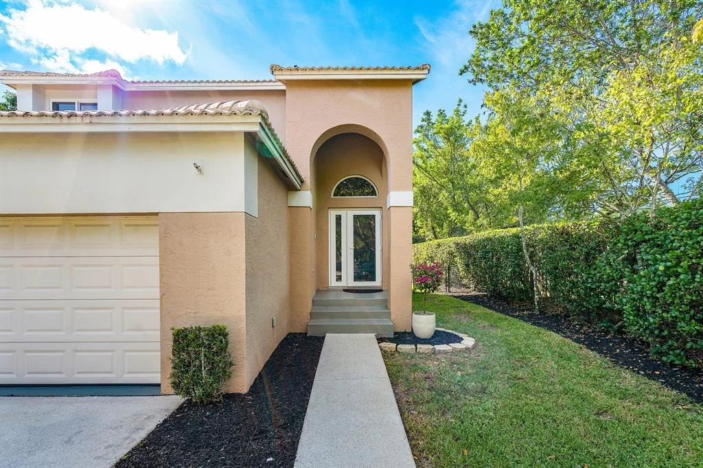 Photo of 5424 Eagle Cay Way