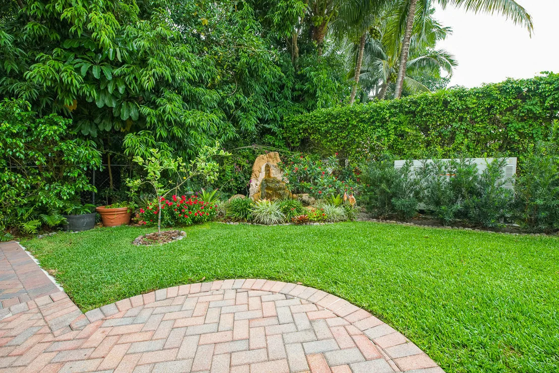 Photo of 4761 Glenn Pine Lane