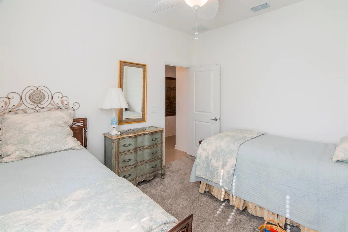 Photo of 34537 Shellback Street