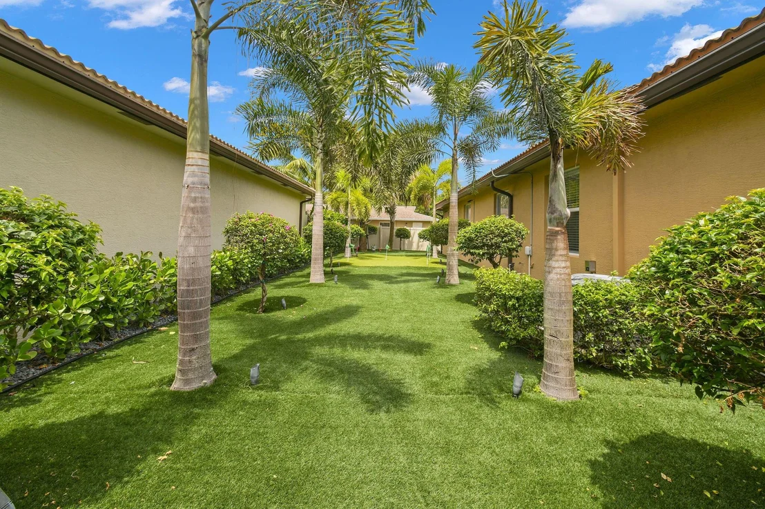 Photo of 7139 Limestone Cay Road