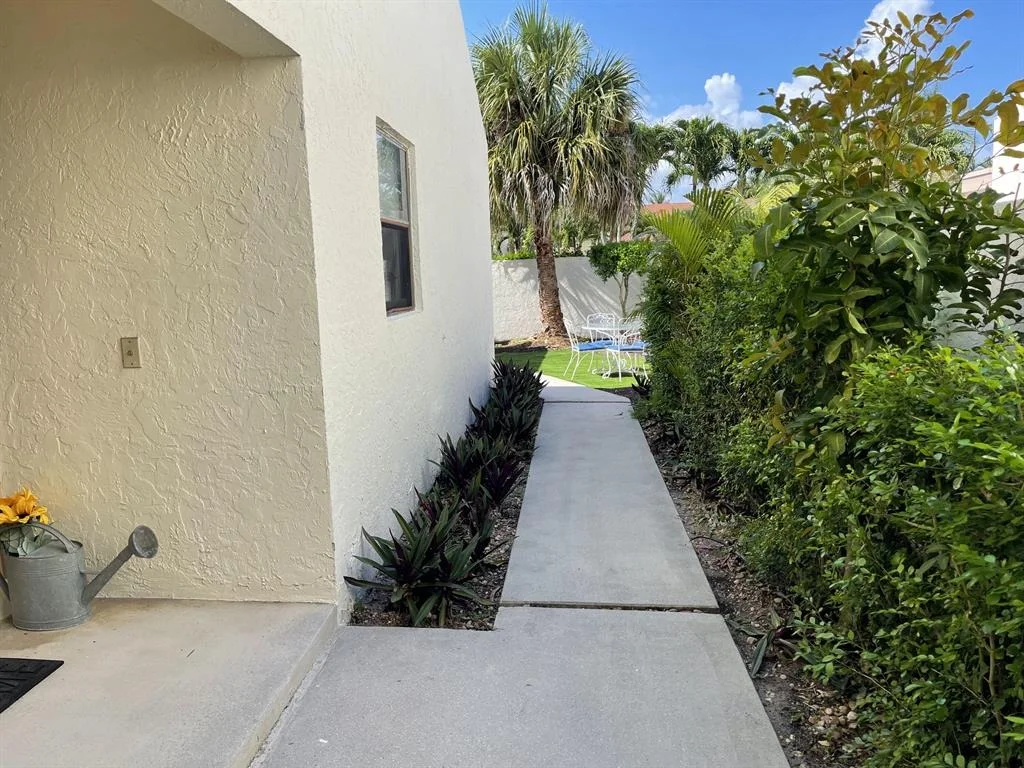 Photo of 21745 Contado Road