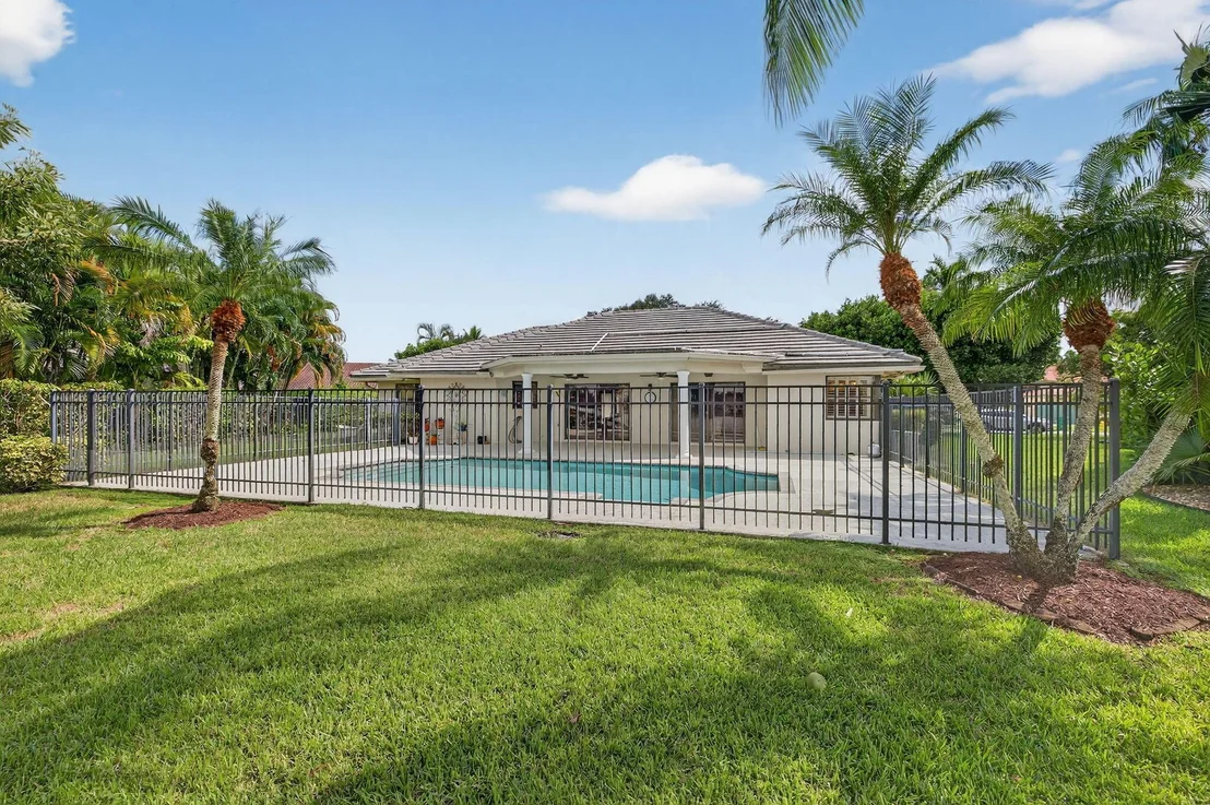 Photo of 3140 Old Orchard Road
