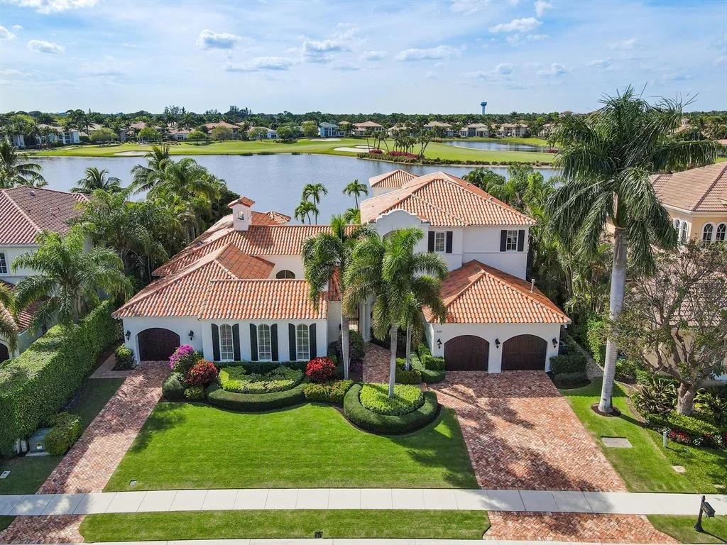 Photo of 652 Hermitage Circle