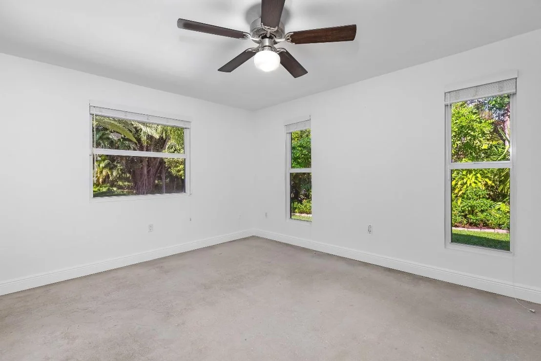 Photo of 41 Coconut Lane