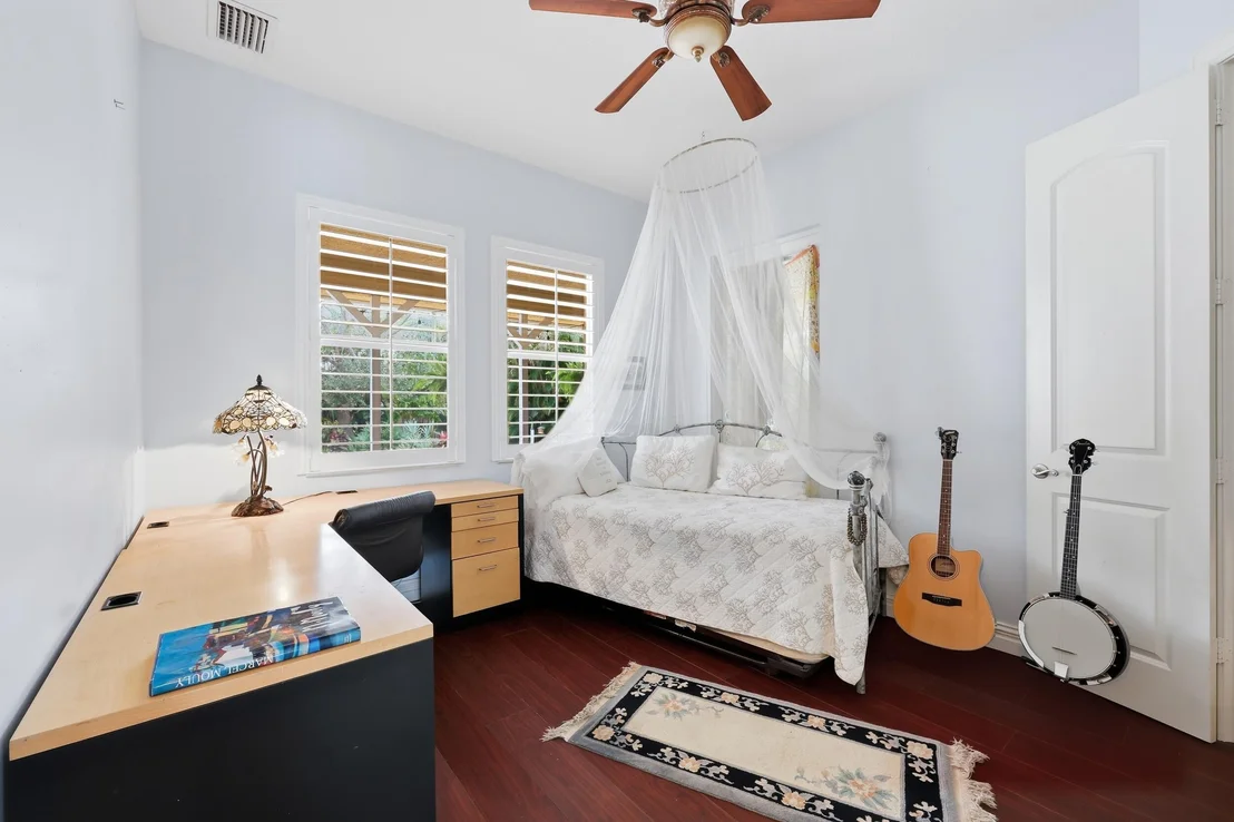 Photo of 2412 SE Saint Lucie Boulevard