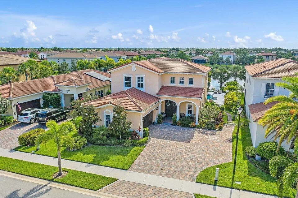 Photo of 160 Rudder Cay Way