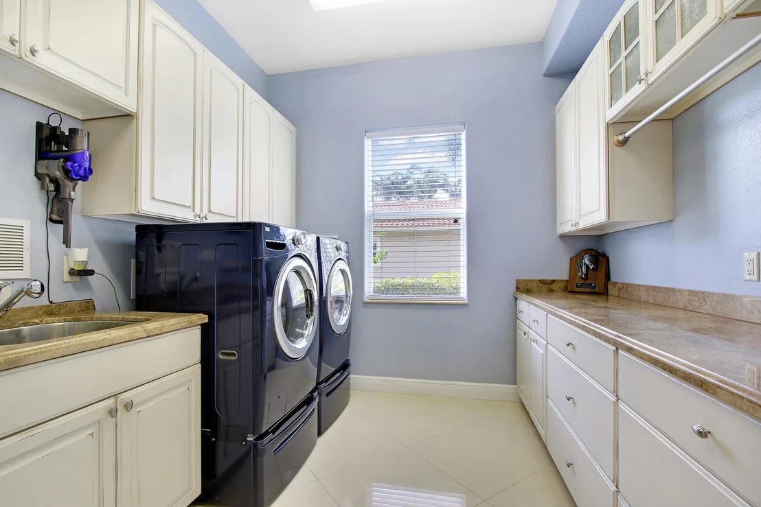Photo of 3850 Fieldview Way