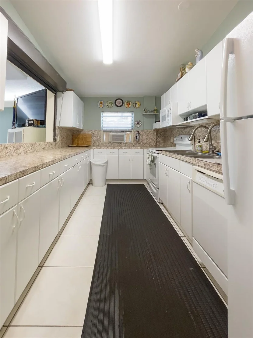 Photo of Unit D2 at 311 Knotty Pine Circle