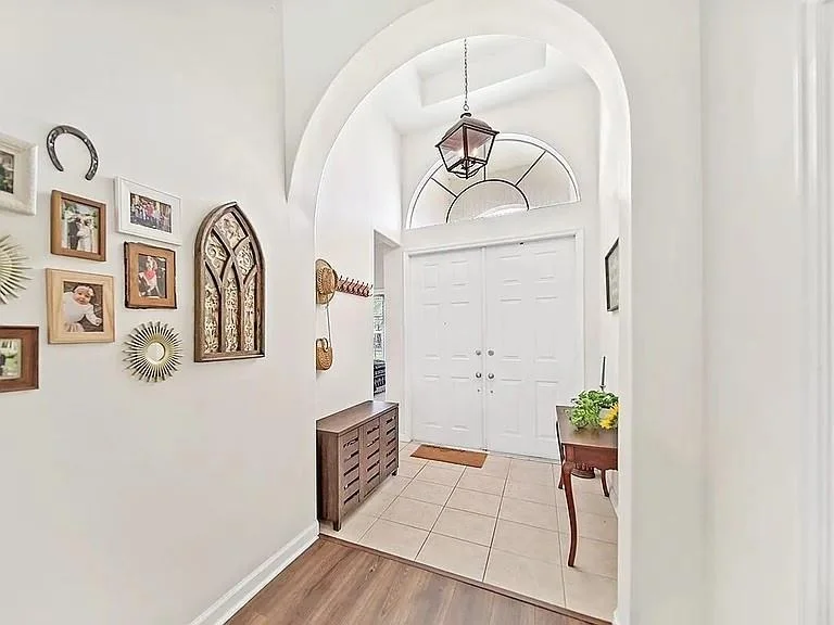 Photo of 6935 SE Twin Oaks Circle