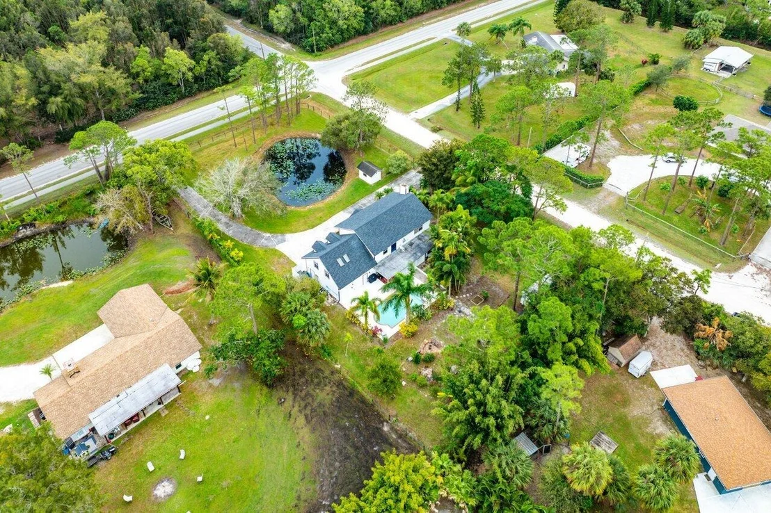Photo of 17081 Mellen Lane