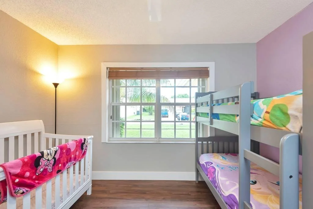 Photo of 9800 Sun Pointe Drive