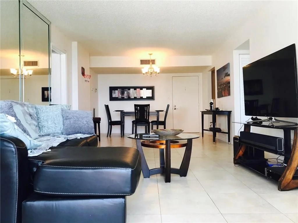 Photo of Unit 721 at 525 N Ocean Boulevard