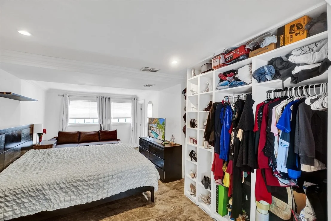 Photo of 2131 NW 4th Street