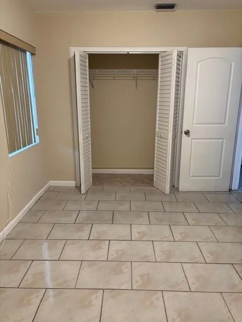Photo of 1251 W 61st Place