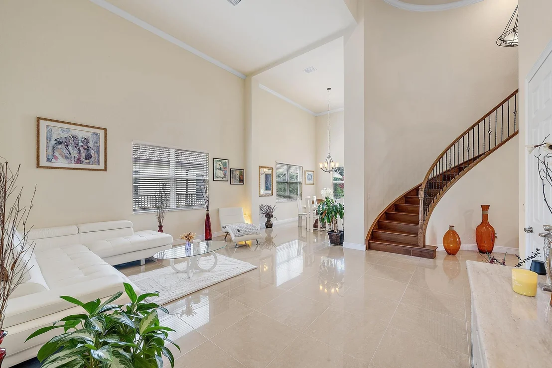 Photo of 168 Manor Circle