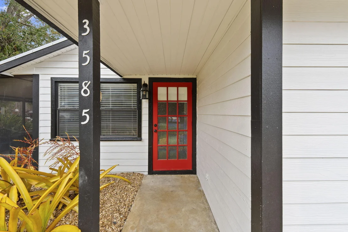 Photo of 3585 SE 8th Street
