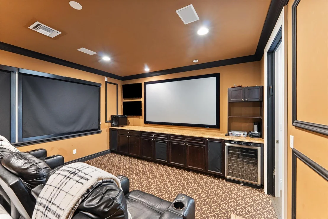 Photo of 7955 Mandarin Drive