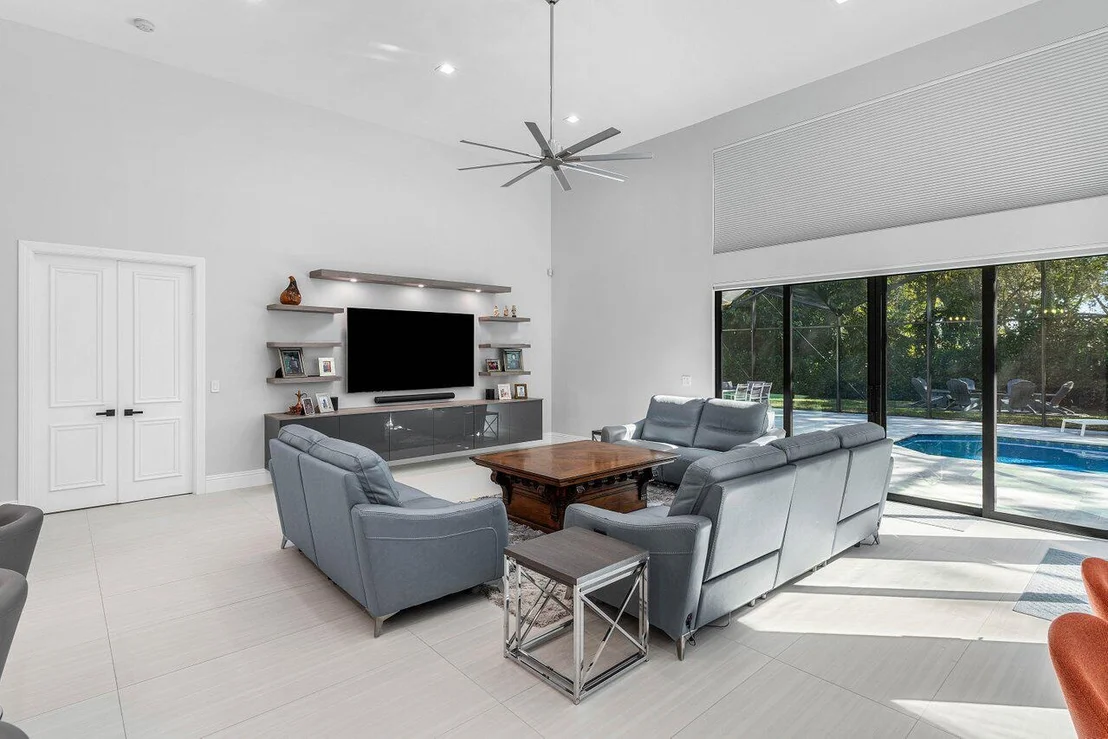 Photo of 17607 Bocaire Place