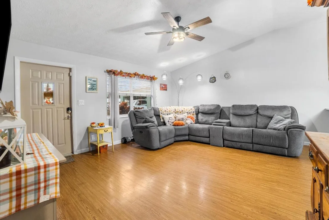 Photo of 2477 SE 27th Street