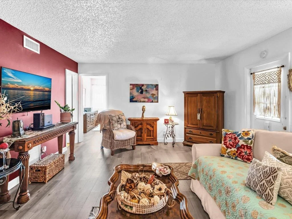 Photo of Unit D2 at 342 Pine Ridge Circle