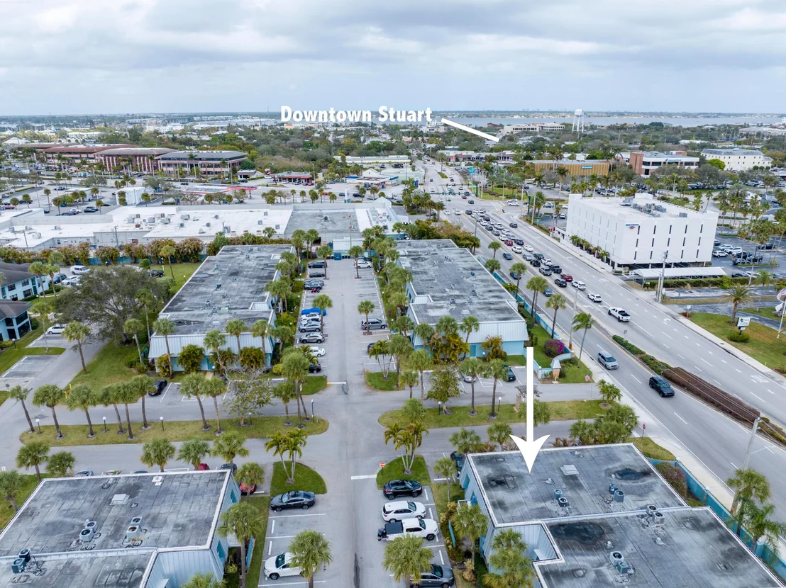 Photo of Unit B30 at 950 S Kanner Highway