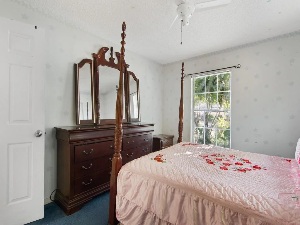 Photo of 415 25th Avenue