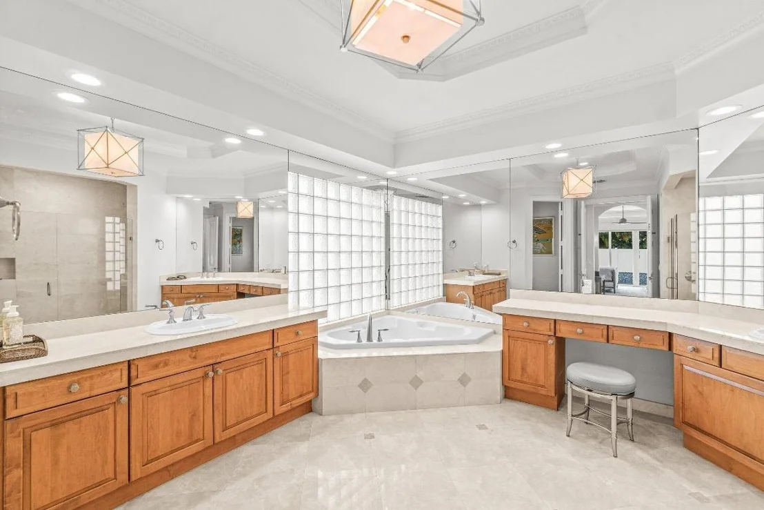 Photo of 16251 Bristol Pointe Drive
