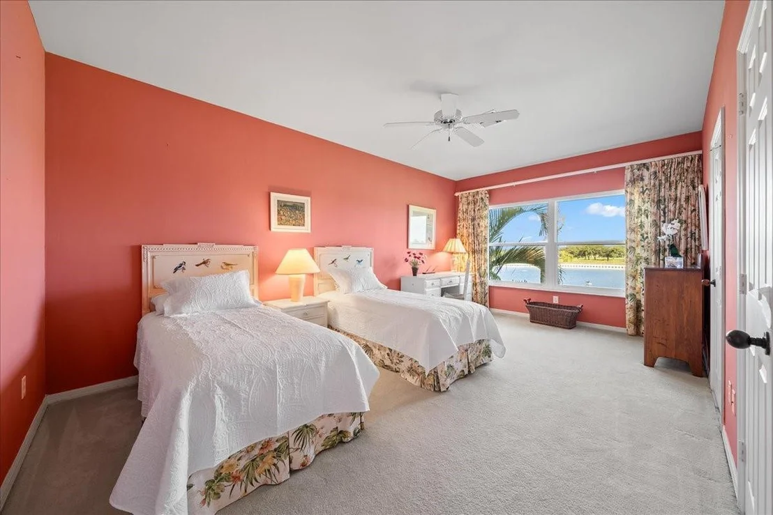 Photo of 1725 Victoria Circle