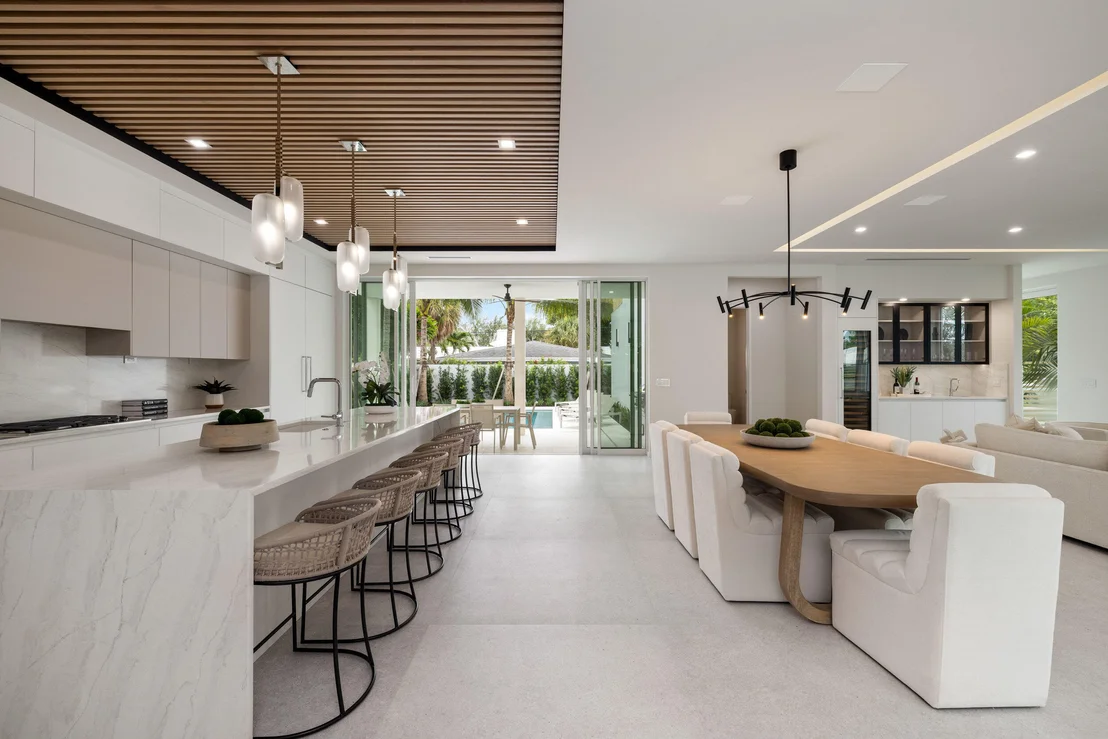 Photo of 800 Bond Way