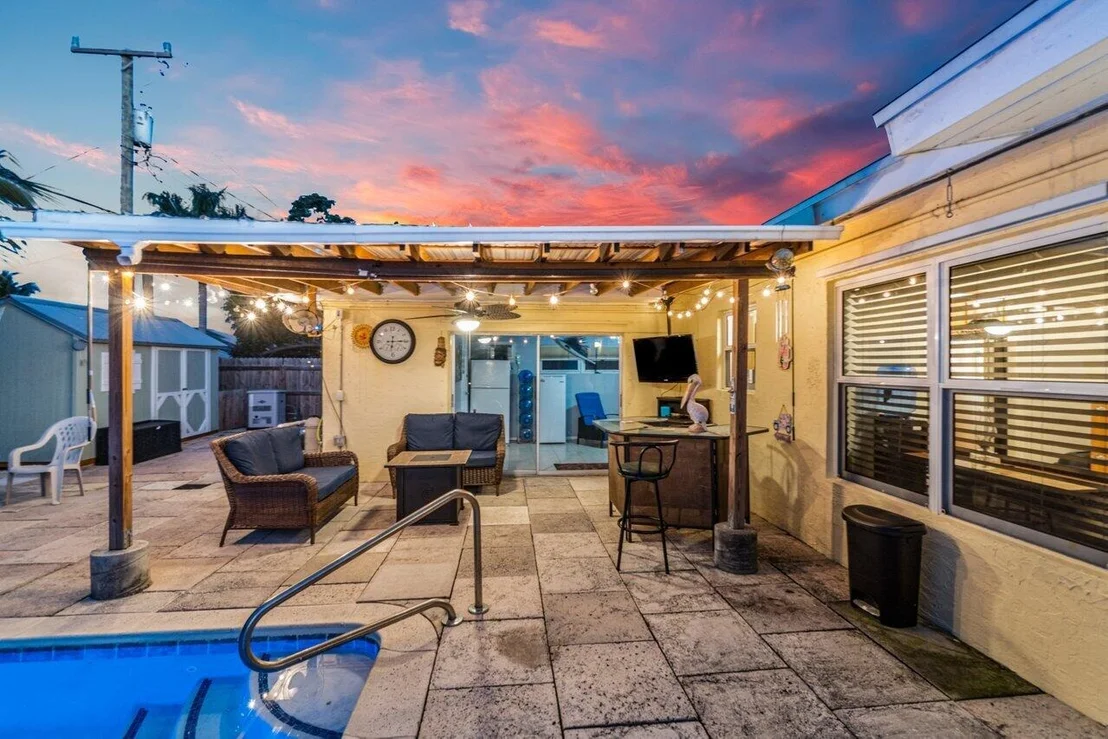 Photo of 1413 Crest Drive