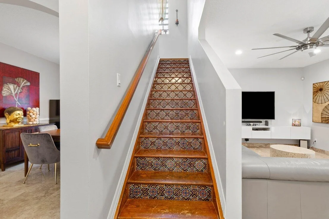 Photo of 6828 Hendry Drive