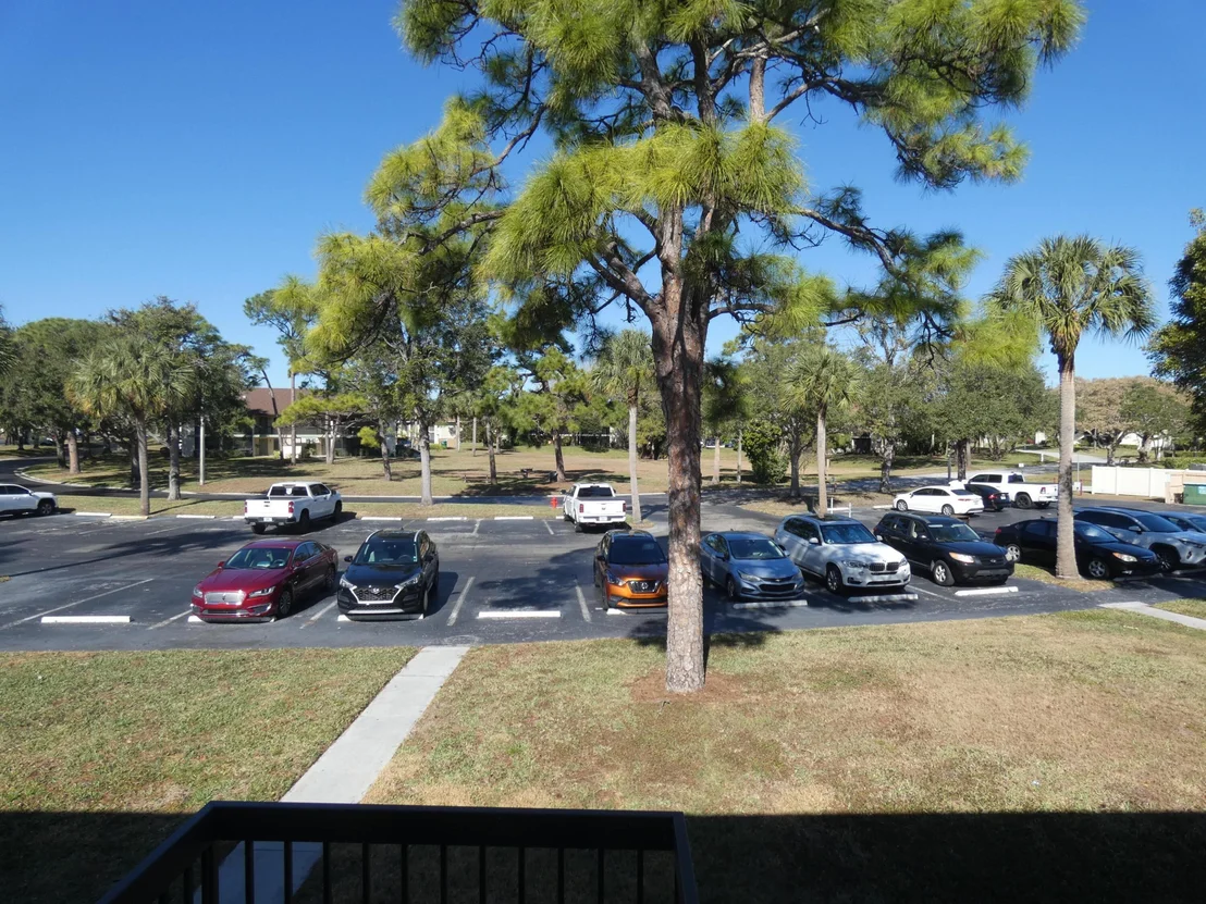 Photo of Unit E at 6495 SE Chasewood Drive