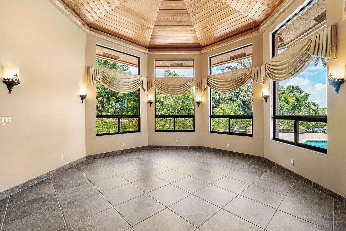 Photo of 17595 Bocaire Place