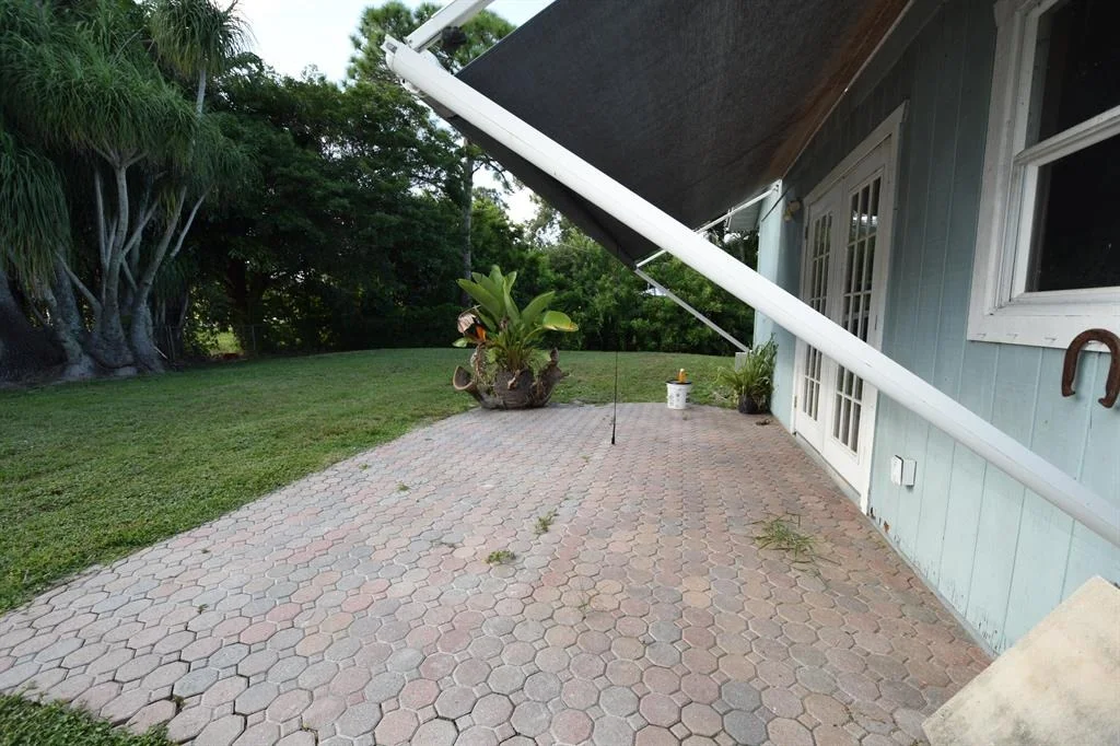 Photo of 5588 SE Avalon Drive