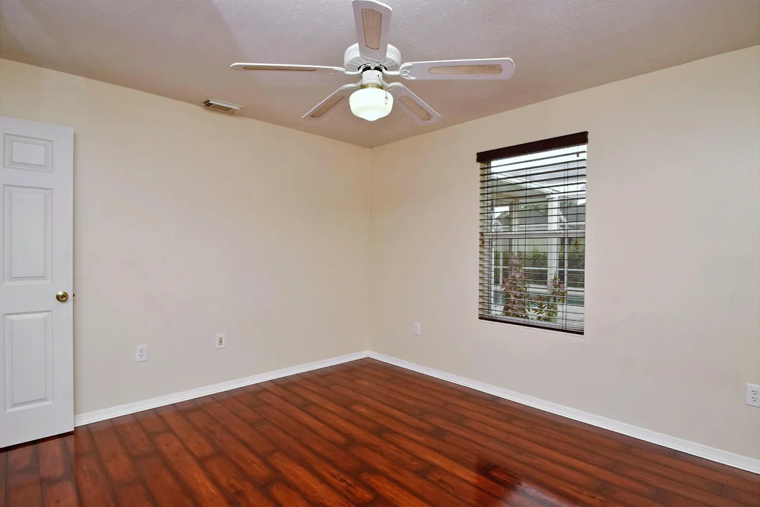 Photo of 5909 Sunset Boulevard
