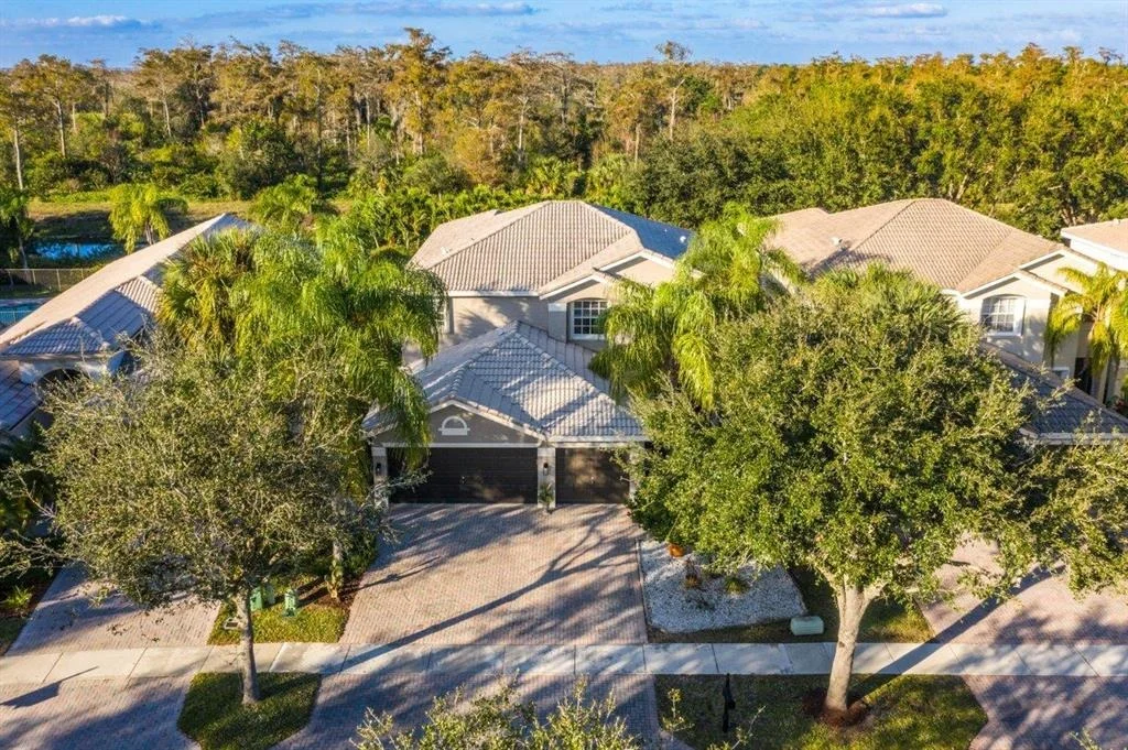 Photo of 19047 Skyridge Circle